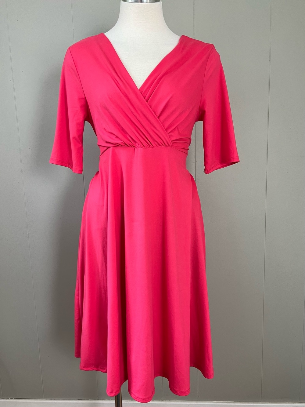 Mother Bee Coral Pink Maternity Wrap Dress NWT Size Large